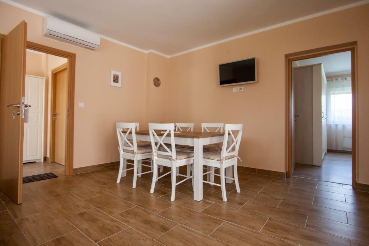 Apartmani Slavek Jastrebarsko Exterior foto
