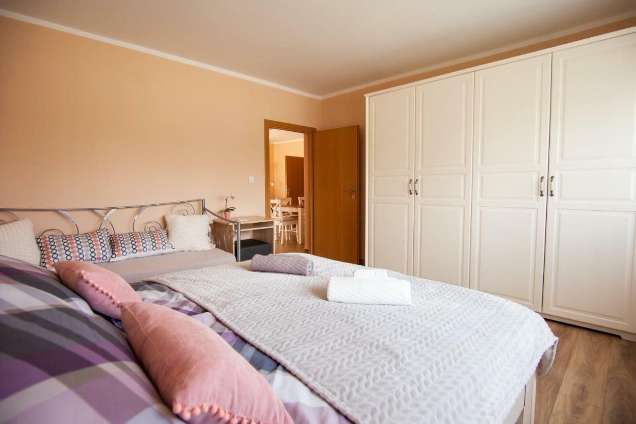 Apartmani Slavek Jastrebarsko Exterior foto